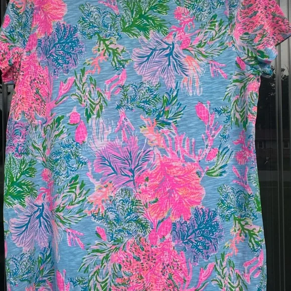 NWT Lilly Pulitzer Short Sleeve Top Size Large | Tropical Print - Picture 5 of 6